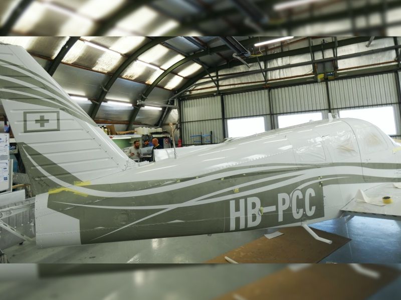 PA28 Piper Arrow II HB-PCC painted by paint peint par AEROSTYLL