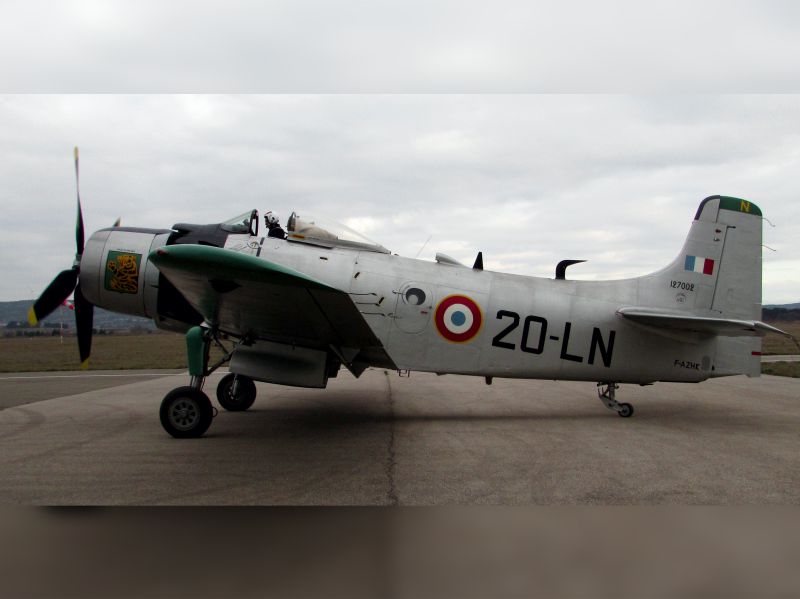 Douglas AD-4N Skyraider F-AZHK