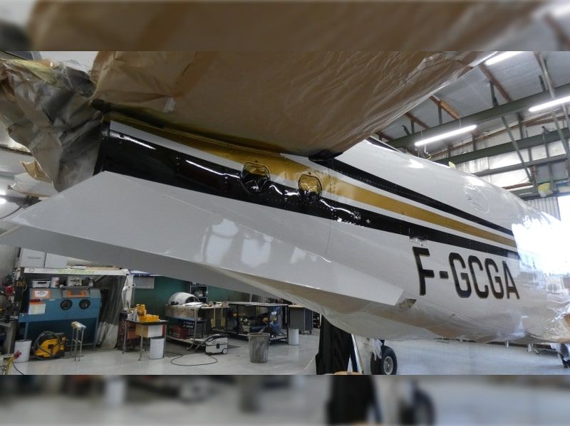 Beechcraft 90 C F-GCGA peinture aéronautique par AEROSTYLL