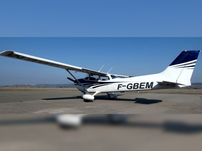 Cessna FR172K F-GBEM Rectimo Aviation peinture par paint by aerostyll