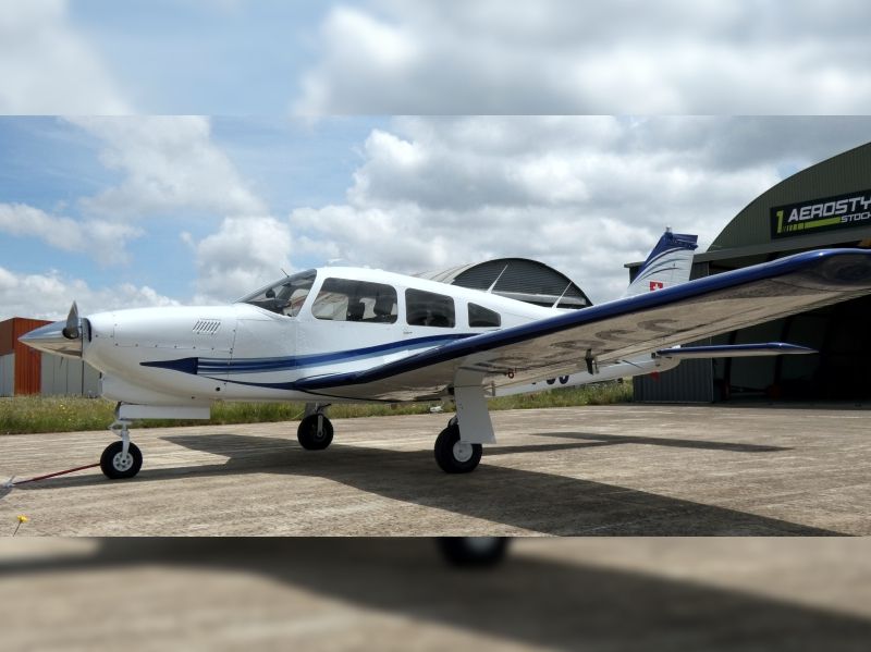 PA28 Piper Arrow II HB-PCC painted by paint peint par AEROSTYLL