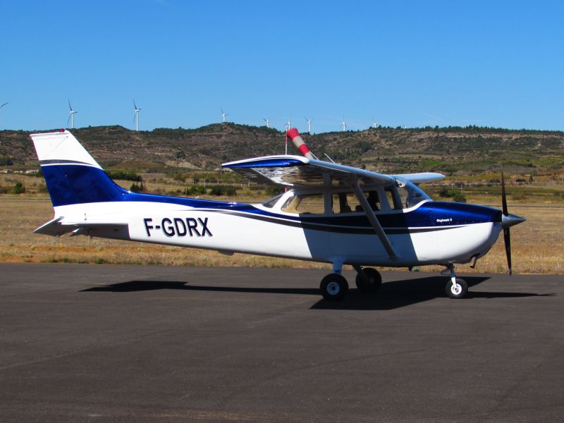 Cessna 172 Skyhawk F-GDRX