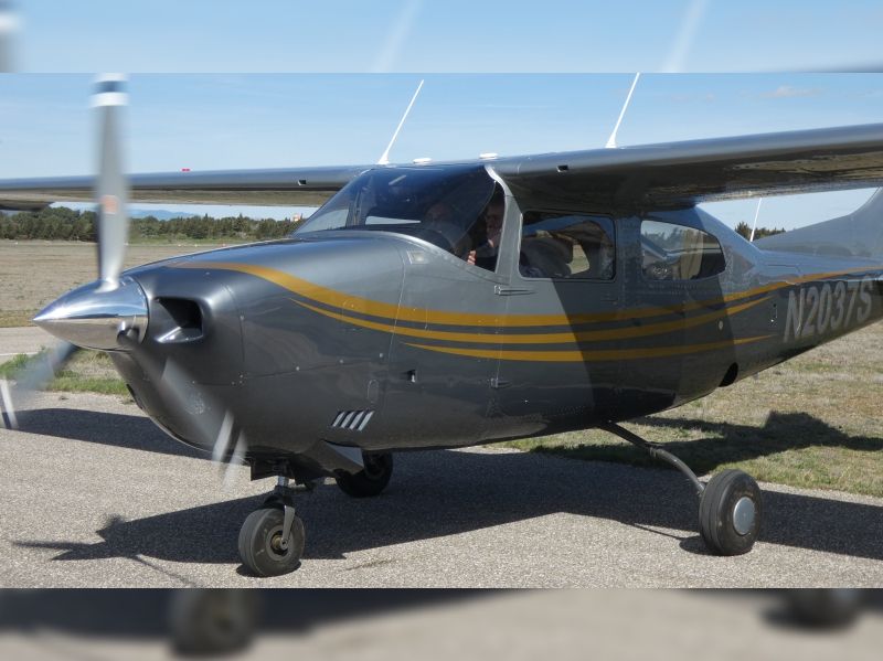 Cessna T210L Turbo Centurion II N2037S peinture aéronautique par aeronautical paint by AEROSTYLL