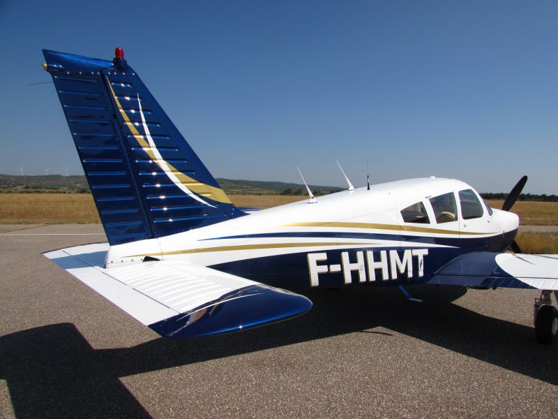 Piper PA28 Arrow D-EDAB / F-HHMT