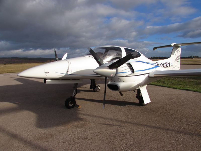 Diamond DA42 F-HIDY Astontec Astonfly