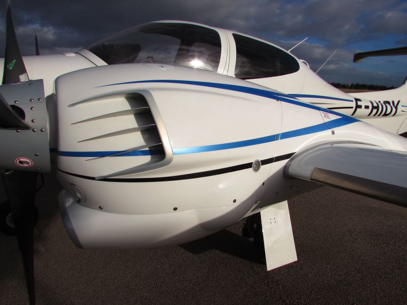 Diamond DA42 F-HIDY Astontec Astonfly