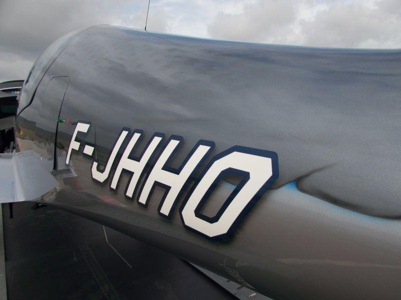 Shark 053 F-JHHO peinture aéronautique par AEROSTYLL