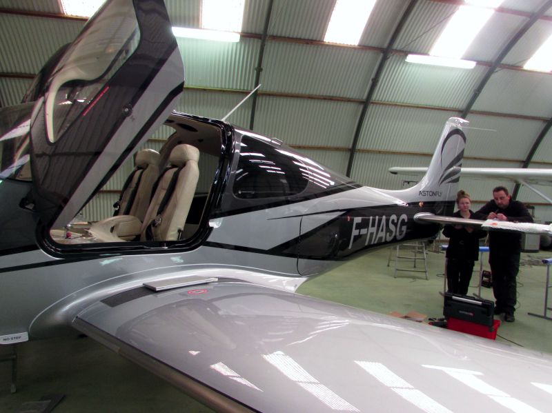 Cirrus SR-22 F-HASG ASTONTEC ASTONFLY