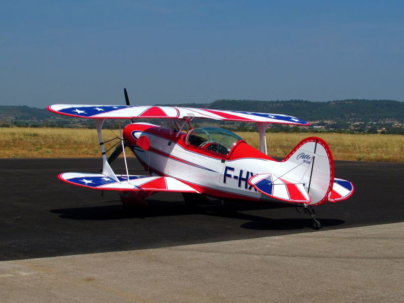 Pitts S-2B F-HXZM