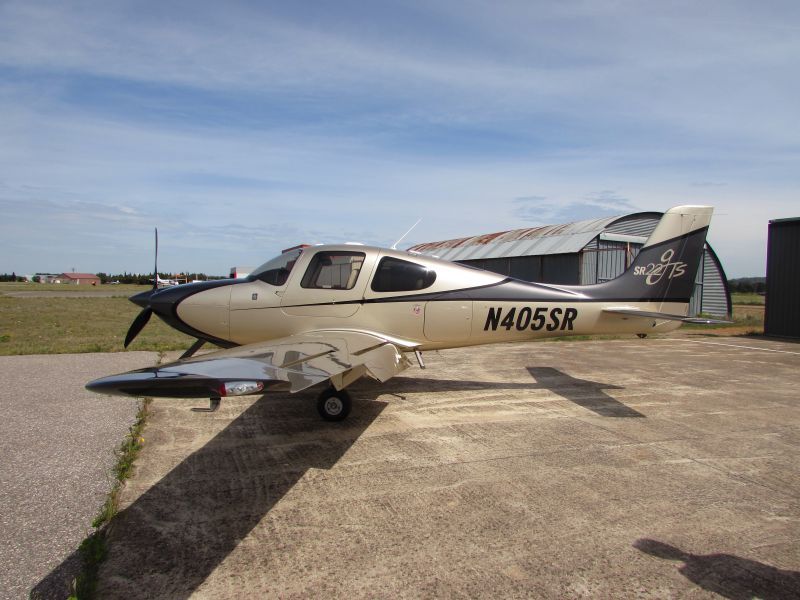 Cirrus SR22 N405SR