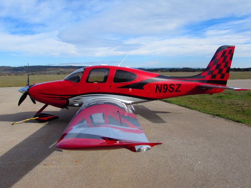 Cirrus SR-22 GTS N9SZ