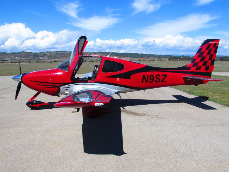 Cirrus SR-22 GTS N9SZ