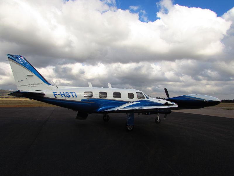 Piper PA-31 T Cheyenne II F-HSTI Topographie