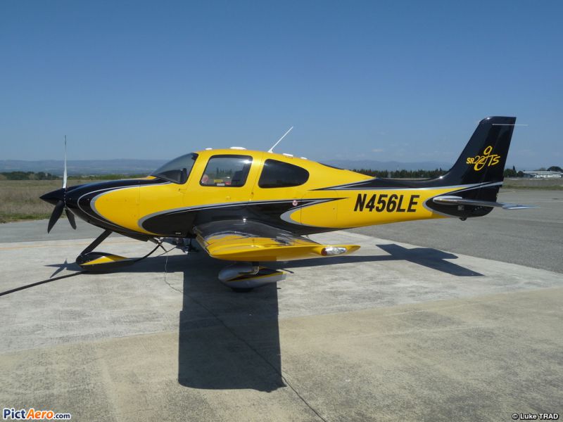 Cirrus SR22 GTS G2 N456LE