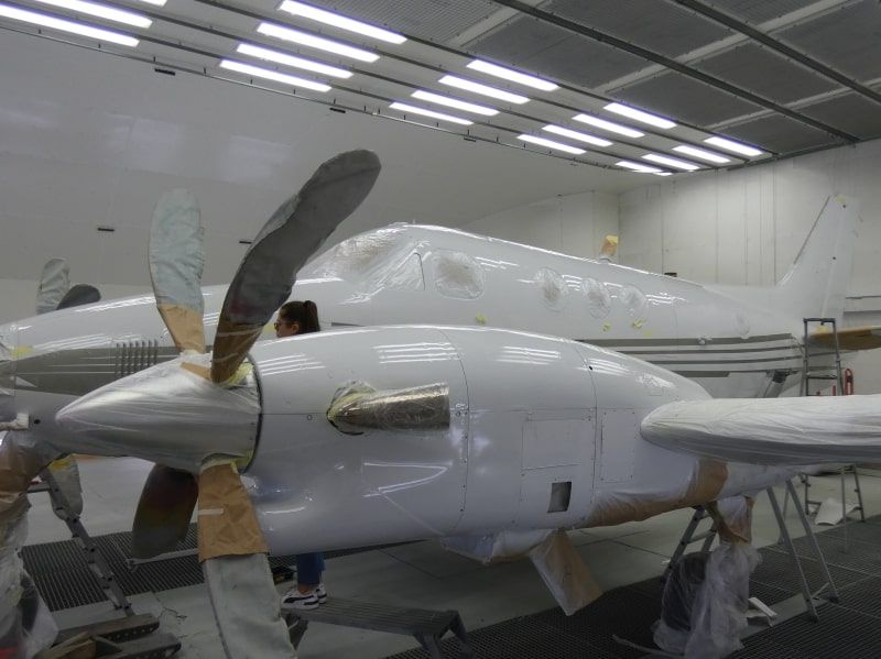 Beechcraft 90 C F-GCGA peinture aéronautique par AEROSTYLL