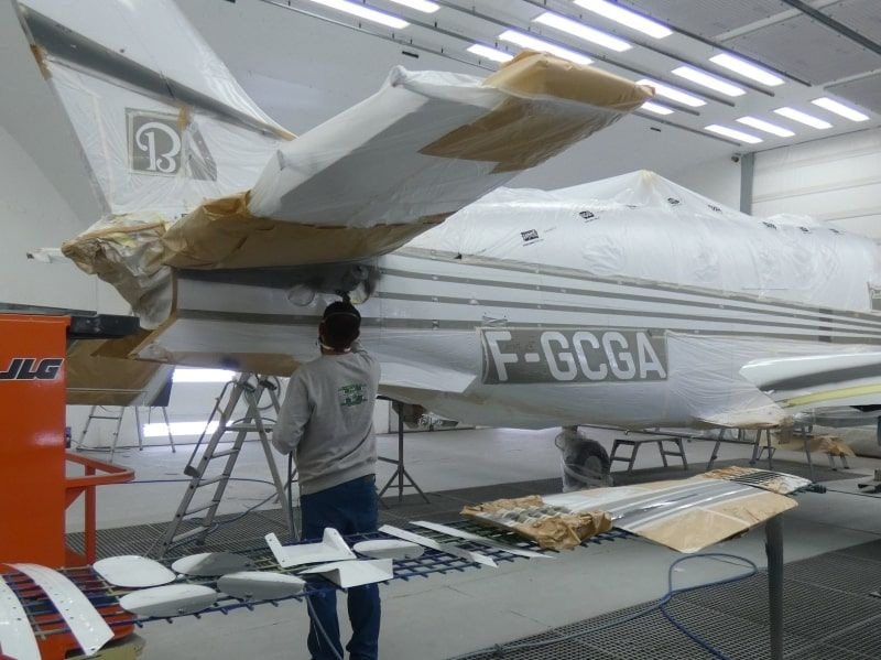 Beechcraft 90 C F-GCGA peinture aéronautique par AEROSTYLL